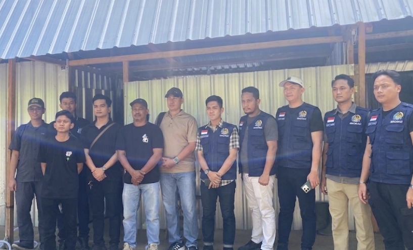 TIM GABUNGAN IMIGRASI MALUKU AMANKAN 24 WNA CHINA DI KAWASAN GUNUNG BOTAK